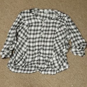 Black and White Plaid 3/4 Sleeve Blouse